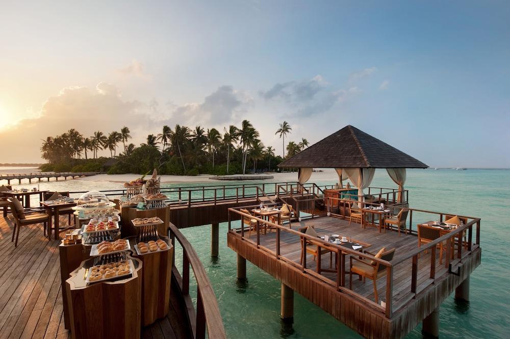 Hilton Maldives Iru Fushi Resort & Spa Dhigurah  Exterior photo