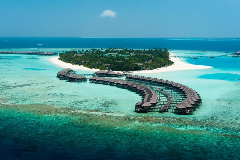 Hilton Maldives Iru Fushi Resort & Spa Dhigurah  Exterior photo