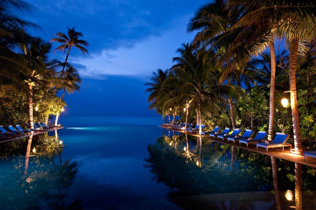 Hilton Maldives Iru Fushi Resort & Spa Dhigurah  Exterior photo