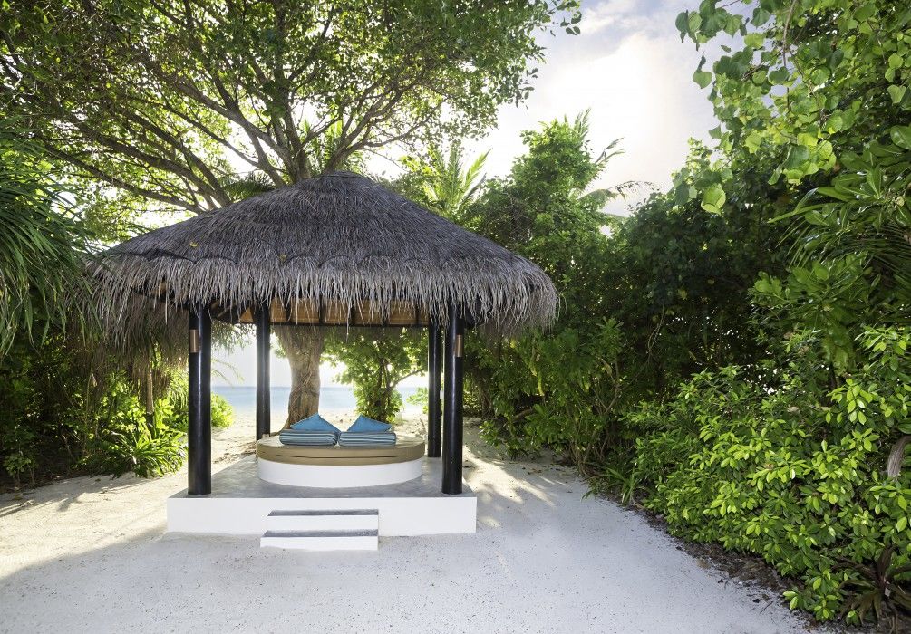 Hilton Maldives Iru Fushi Resort & Spa Dhigurah  Exterior photo